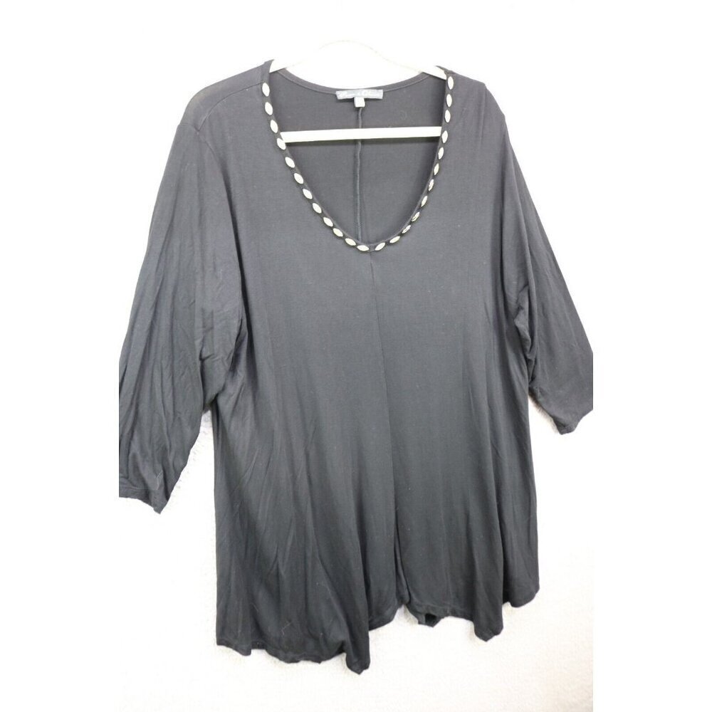 Rose & Olive 3/4 Sleeve Rhinestone Buttons Tunic-Size 2X-Asymetrical Hem